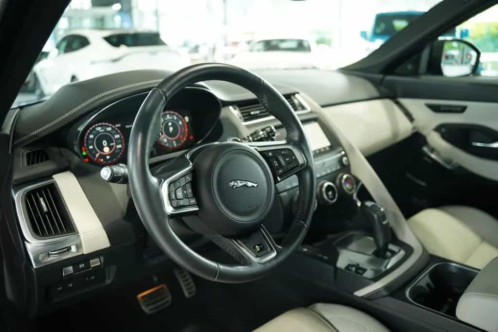 Jaguar E-Pace R-Dynamic HSE AWD *Pano *H-UP *Memory 04/2018-photo-31