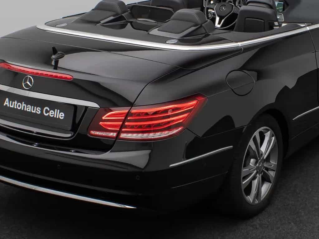Mercedes-Benz E 200 Cabrio LED Sitzhzg Navi PDC Tempomat Leder 04/2015-photo-14