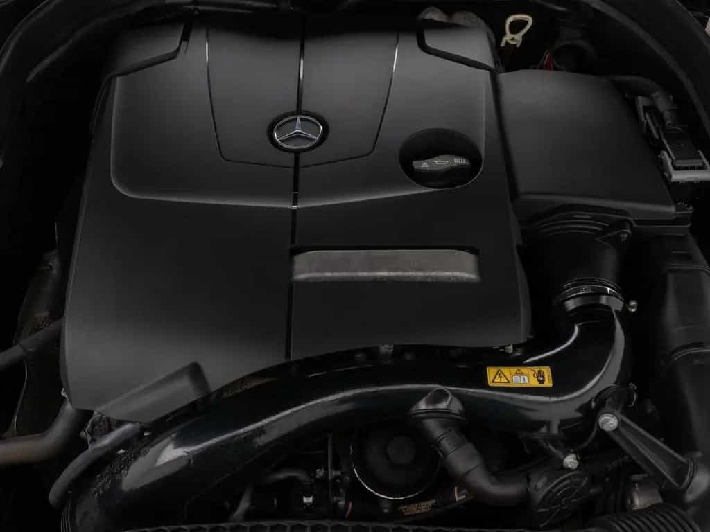 Mercedes-Benz E 200 Cabrio LED Sitzhzg Navi PDC Tempomat Leder 04/2015-photo-17