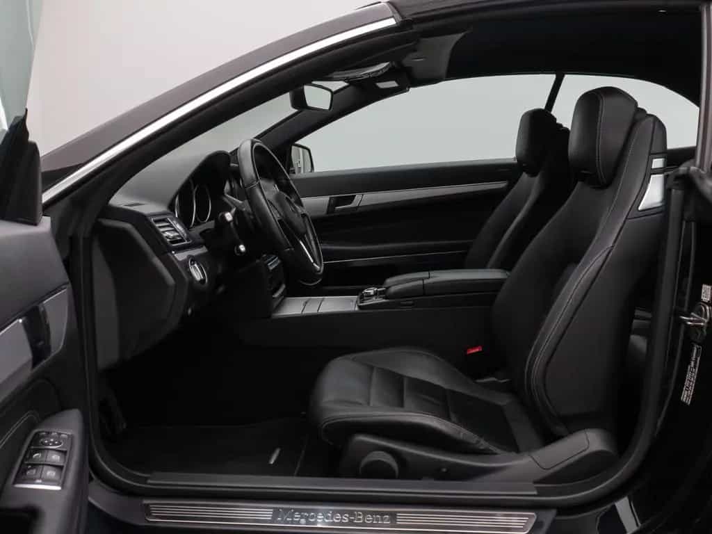 Mercedes-Benz E 200 Cabrio LED Sitzhzg Navi PDC Tempomat Leder 04/2015-photo-18