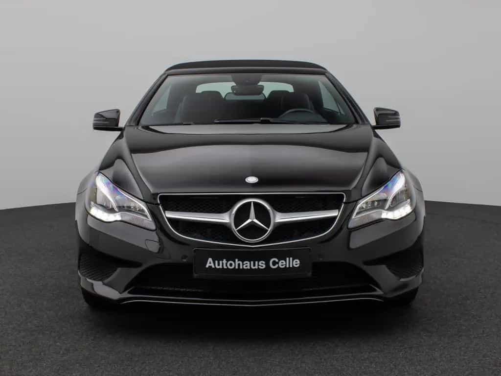 Mercedes-Benz E 200 Cabrio LED Sitzhzg Navi PDC Tempomat Leder 04/2015-photo-2