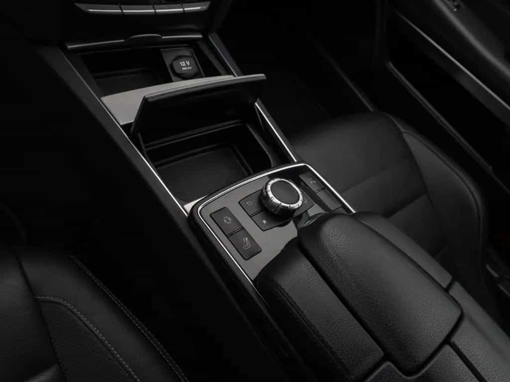 Mercedes-Benz E 200 Cabrio LED Sitzhzg Navi PDC Tempomat Leder 04/2015-photo-21