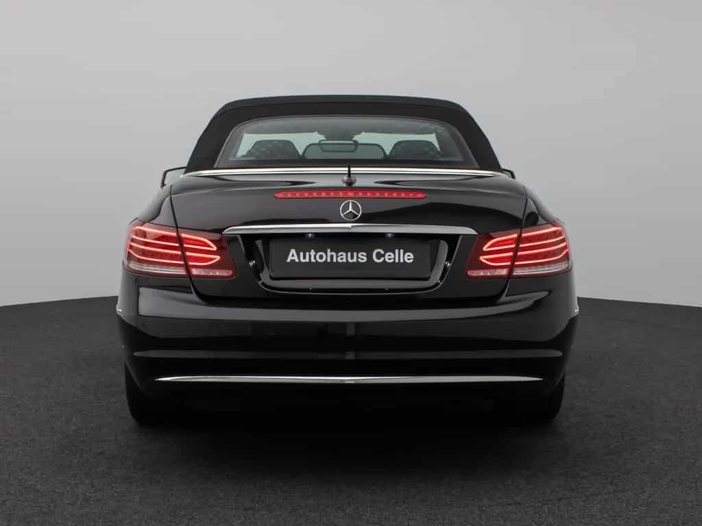 Mercedes-Benz E 200 Cabrio LED Sitzhzg Navi PDC Tempomat Leder 04/2015-photo-7