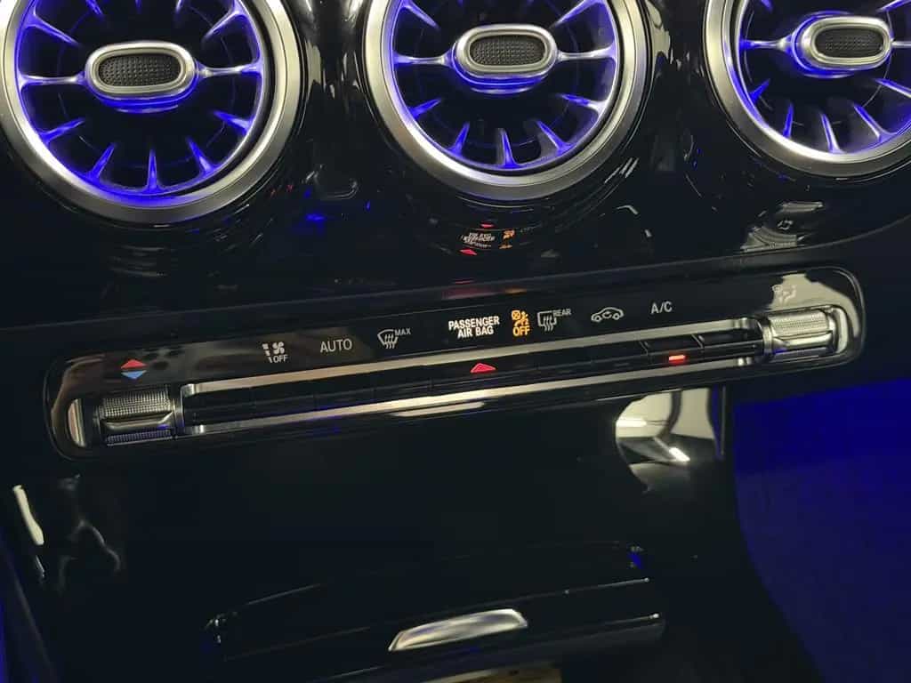 Mercedes-Benz CLA 220 7G-DCT Progressive /AMG Felgen /Ambiente 08/2019-photo-20