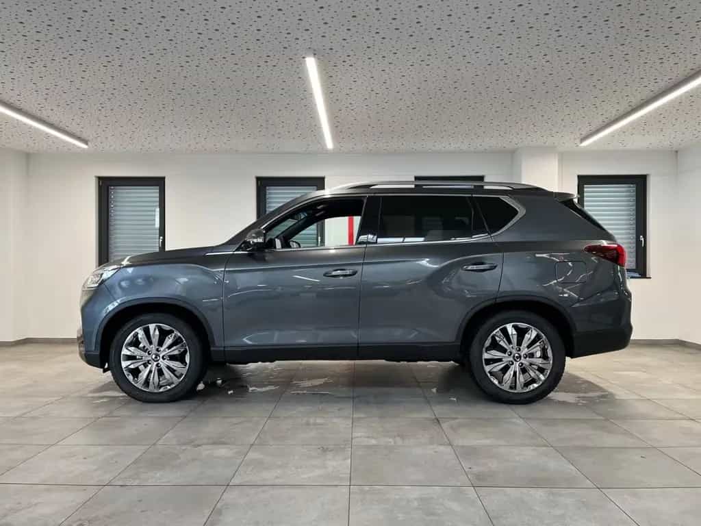 Ssangyong REXTON 2.2 D Lux LED ACC Klimasitze Navi 360Grad 06/2025-photo-1