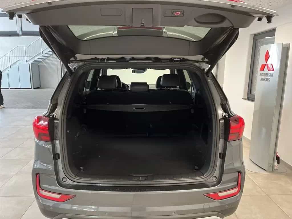 Ssangyong REXTON 2.2 D Lux LED ACC Klimasitze Navi 360Grad 06/2025-photo-5