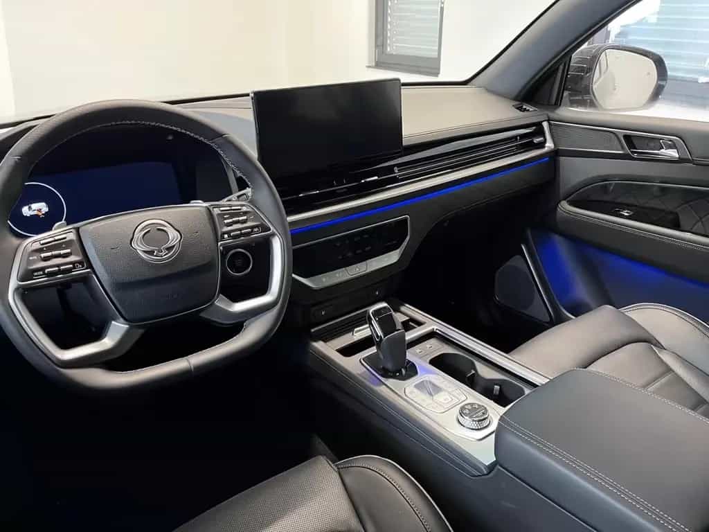 Ssangyong REXTON 2.2 D Lux LED ACC Klimasitze Navi 360Grad 06/2025-photo-8