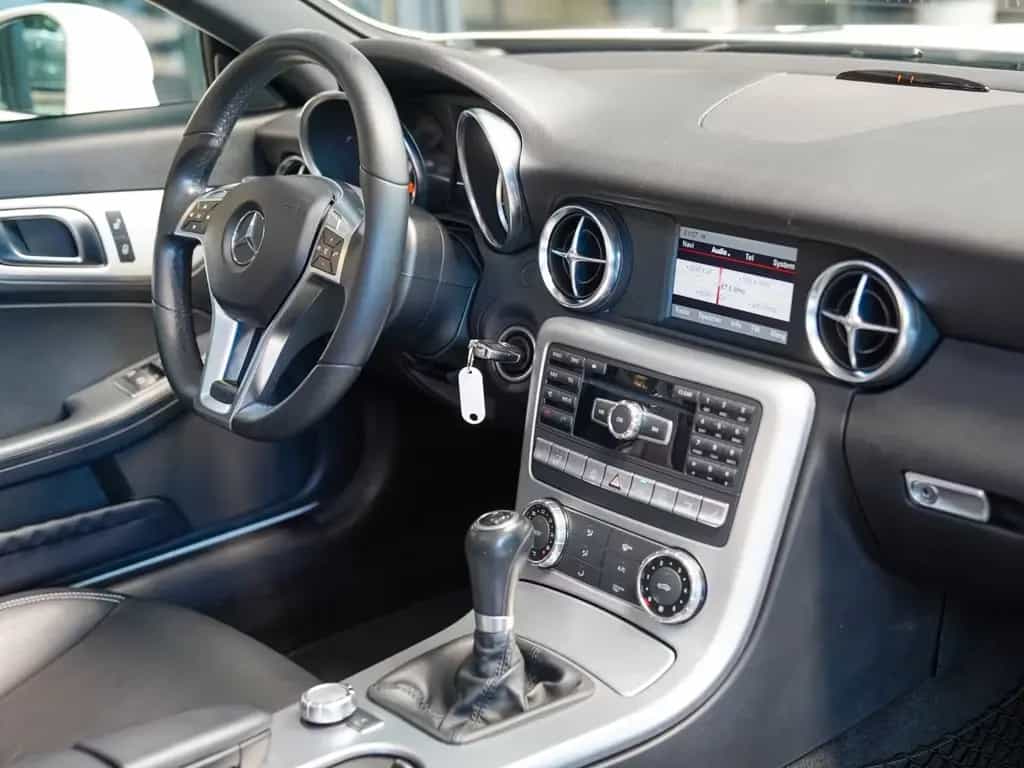 Mercedes-Benz SLK 200 designo Panorama AIRSCARF Klimaautomatik 09/2012-photo-10