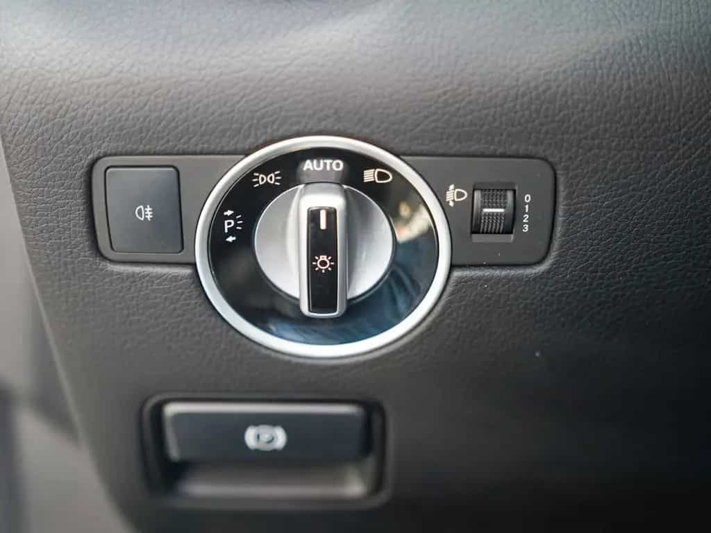Mercedes-Benz SLK 200 designo Panorama AIRSCARF Klimaautomatik 09/2012-photo-14