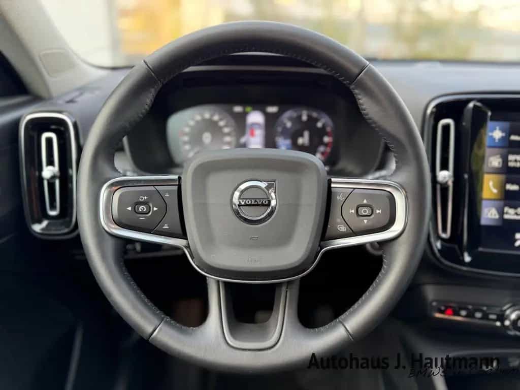 Volvo XC40 D3 Momentum Pro +2.HAND+ACC+NAVI+RFK+ 08/2020-photo-12