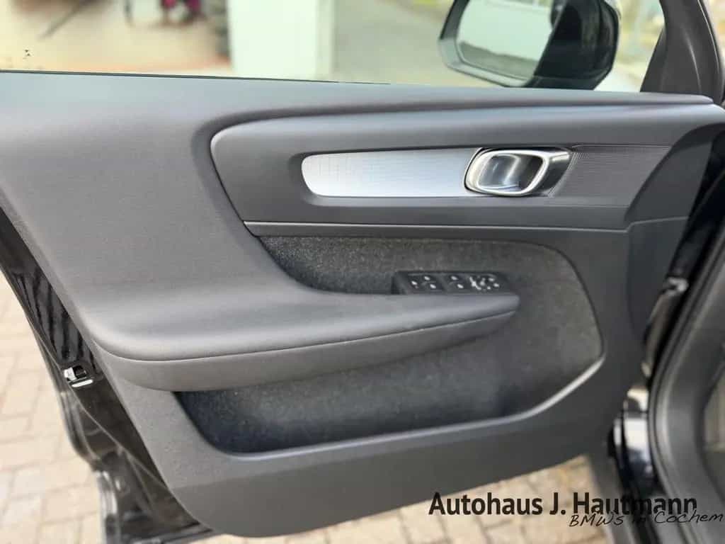 Volvo XC40 D3 Momentum Pro +2.HAND+ACC+NAVI+RFK+ 08/2020-photo-15