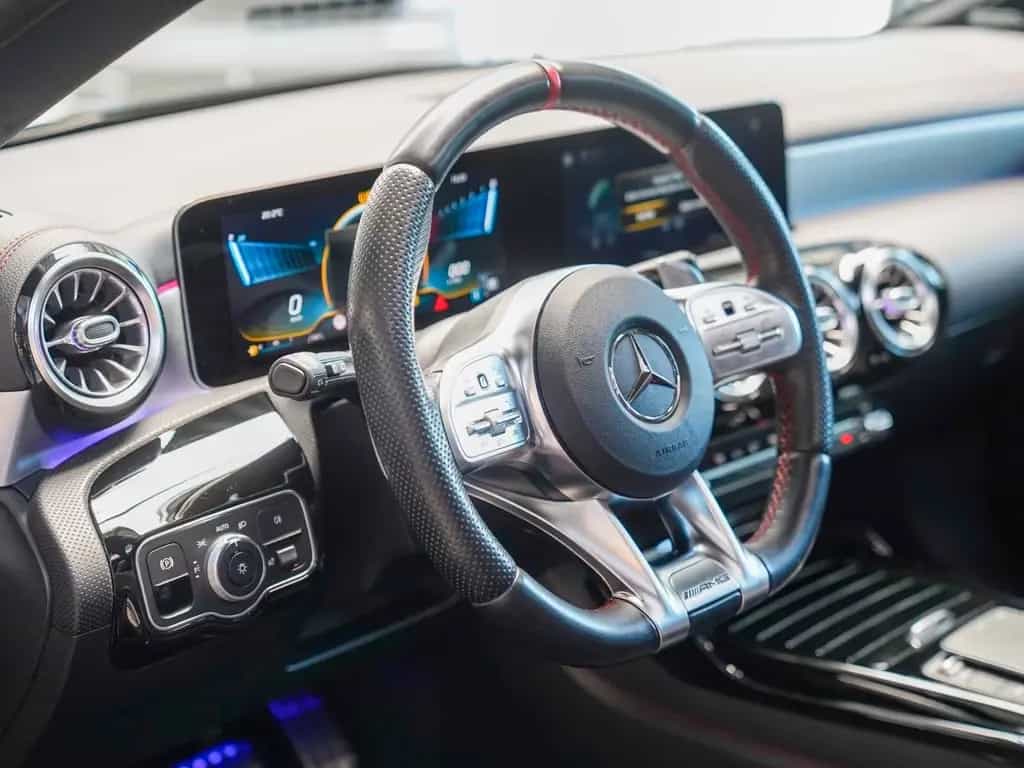Mercedes-Benz CLA 45 AMG Shooting Brake CLA 45 AMG 4M+ SB Night Burmester Fahrassistenz 01/2020-photo-17
