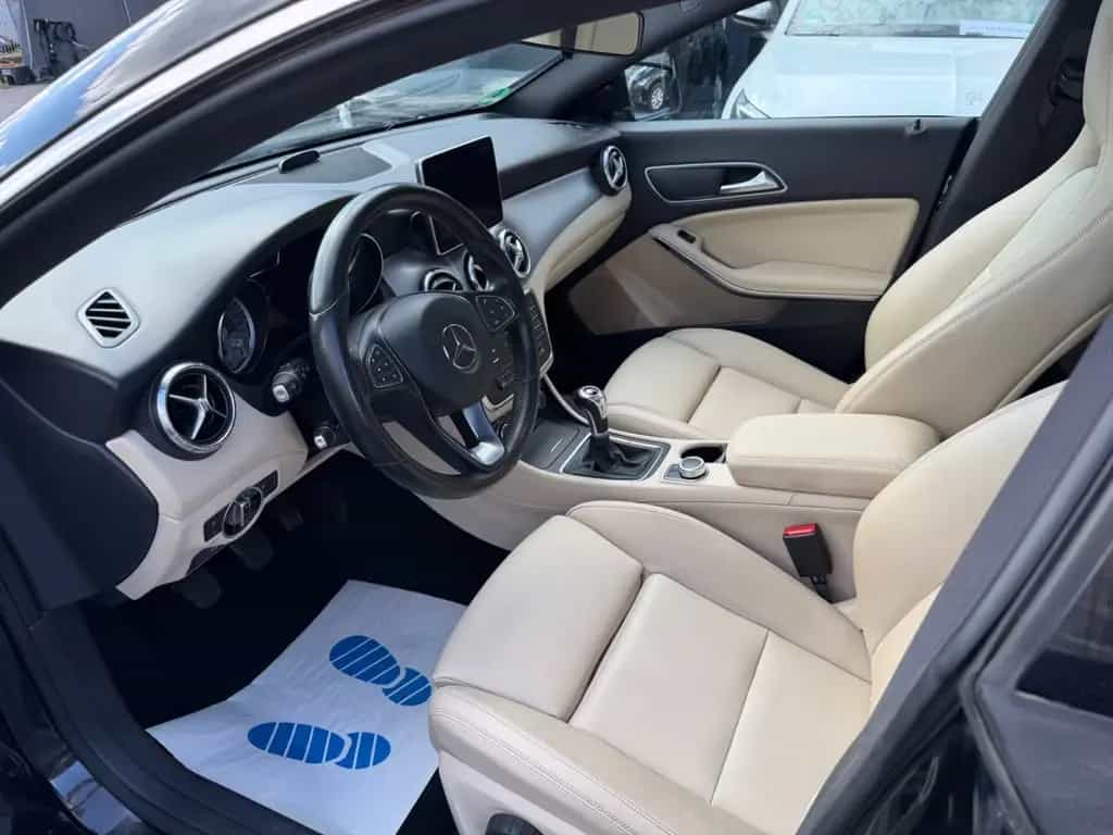 Mercedes-Benz CLA Shooting Brake CLA 200 12/2015-photo-1