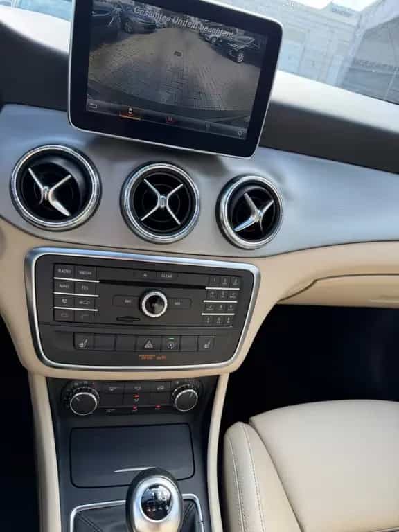 Mercedes-Benz CLA Shooting Brake CLA 200 12/2015-photo-10