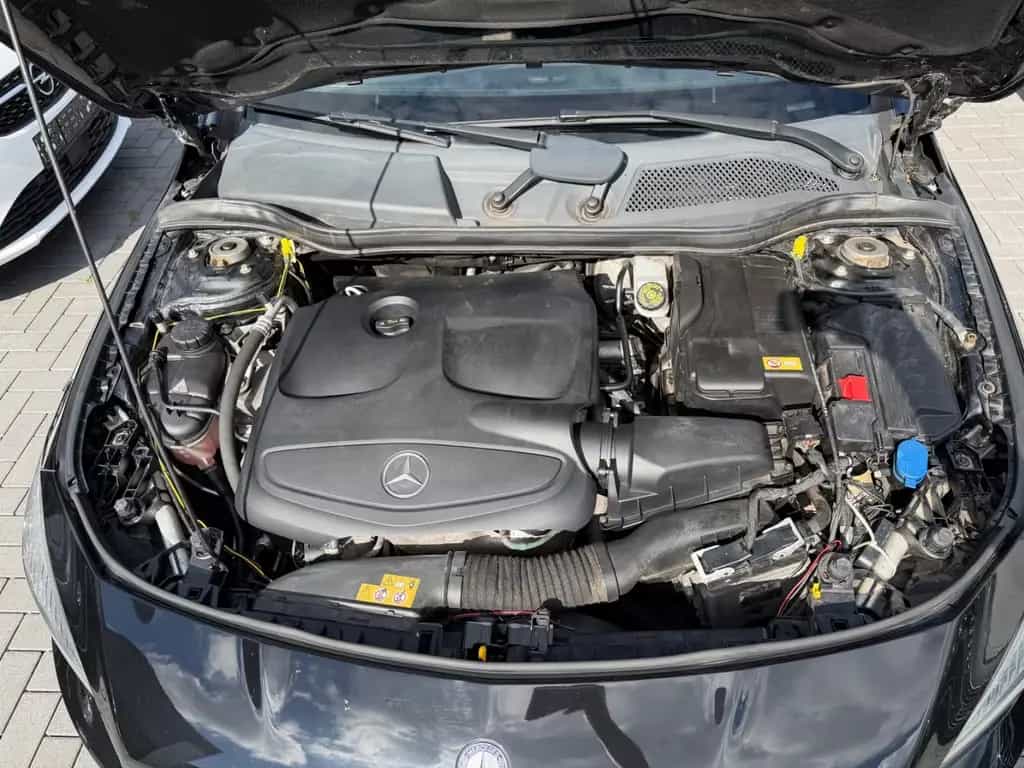 Mercedes-Benz CLA Shooting Brake CLA 200 12/2015-photo-21