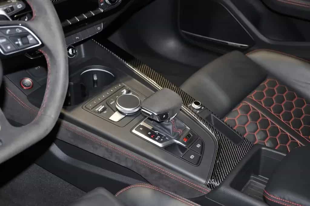 Audi RS4 Avant 2.9 TFSI quattro/PANO/CARBON/B&O/2HAND 09/2019-photo-18