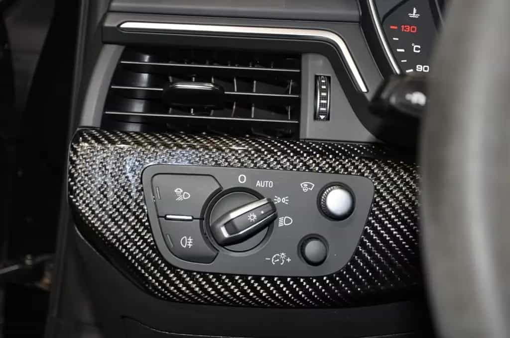 Audi RS4 Avant 2.9 TFSI quattro/PANO/CARBON/B&O/2HAND 09/2019-photo-19