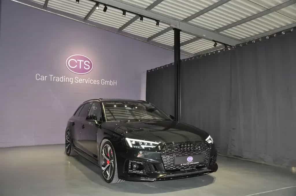 Audi RS4 Avant 2.9 TFSI quattro/PANO/CARBON/B&O/2HAND 09/2019-photo-2