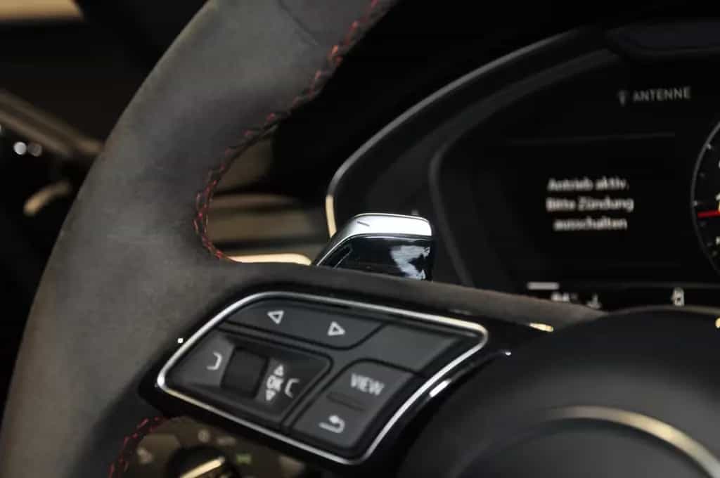 Audi RS4 Avant 2.9 TFSI quattro/PANO/CARBON/B&O/2HAND 09/2019-photo-23