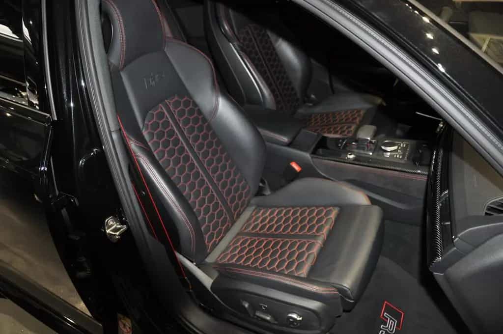 Audi RS4 Avant 2.9 TFSI quattro/PANO/CARBON/B&O/2HAND 09/2019-photo-30