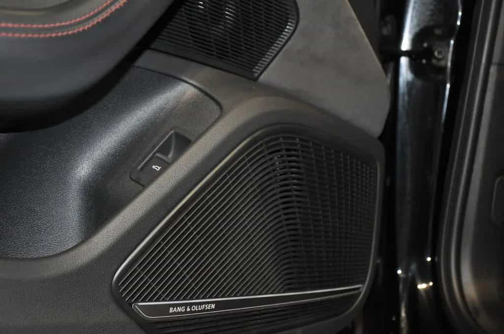 Audi RS4 Avant 2.9 TFSI quattro/PANO/CARBON/B&O/2HAND 09/2019-photo-38