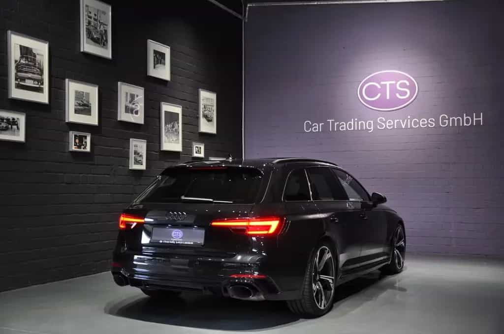 Audi RS4 Avant 2.9 TFSI quattro/PANO/CARBON/B&O/2HAND 09/2019-photo-5