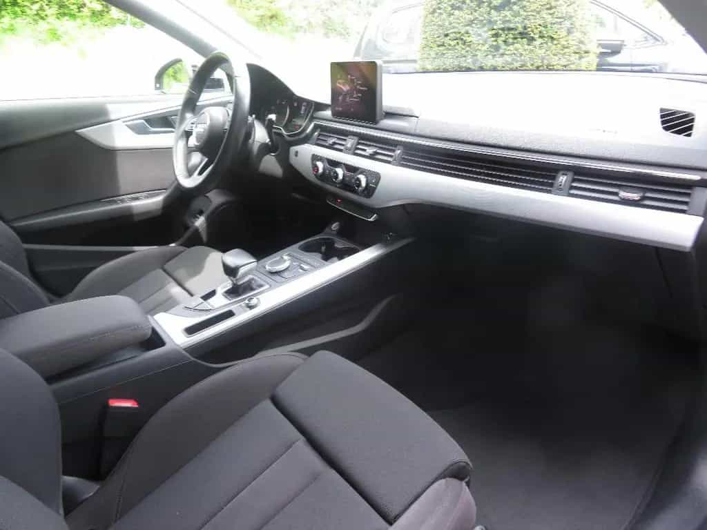 Audi A4 Avant Sport 40TDI S-Tronic 06/2019-photo-11