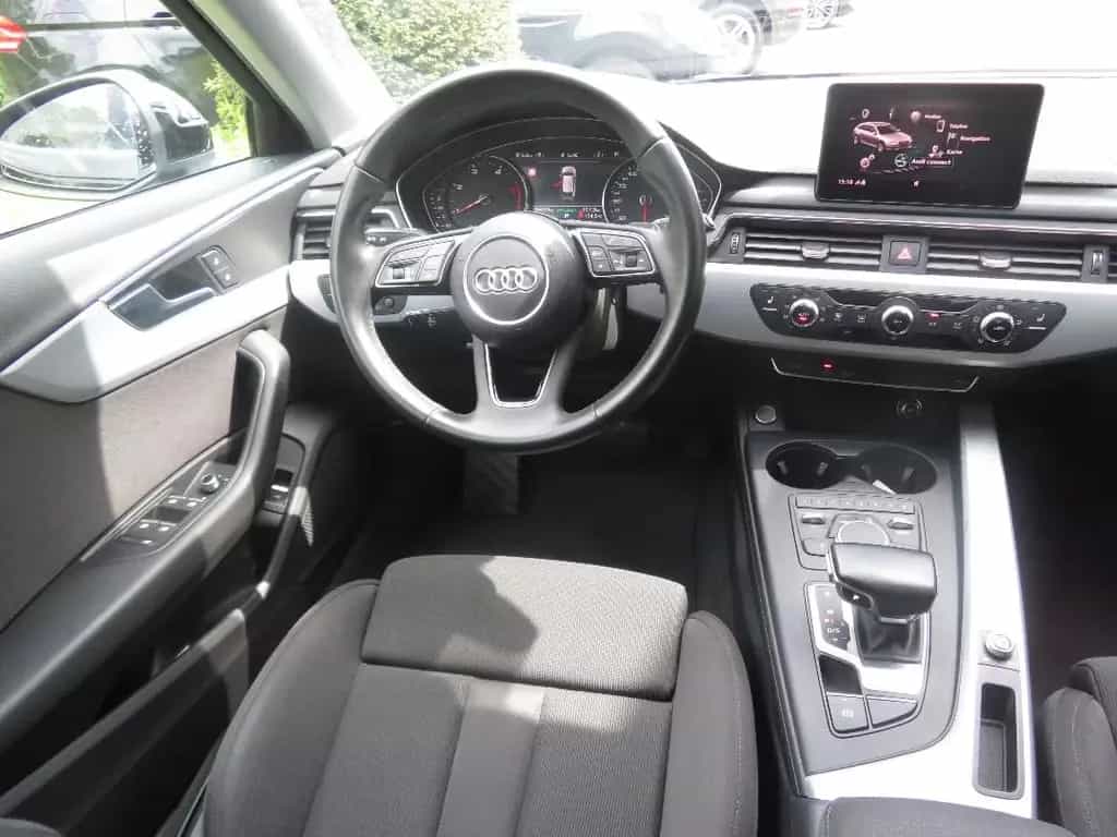 Audi A4 Avant Sport 40TDI S-Tronic 06/2019-photo-6