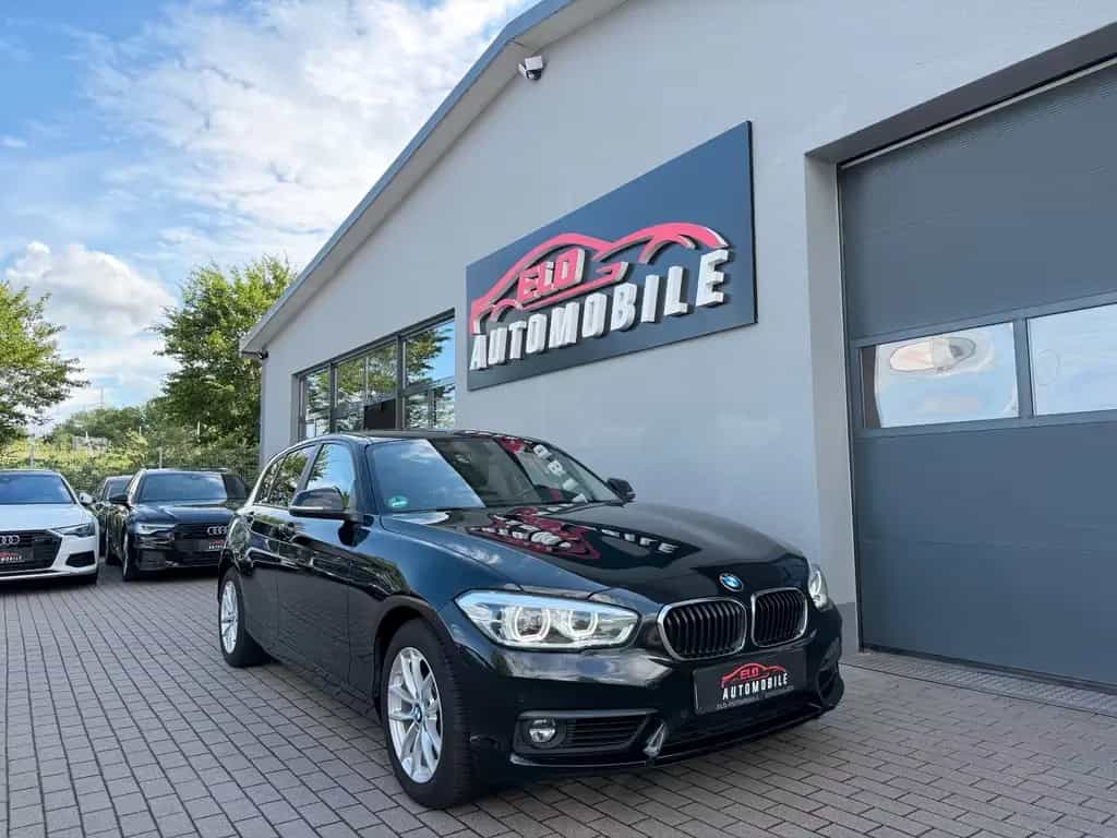BMW 118 i Advantage*Bluetooth*Scheinwerfer LED* 10/2017-photo-0