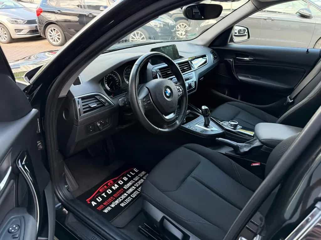 BMW 118 i Advantage*Bluetooth*Scheinwerfer LED* 10/2017-photo-11