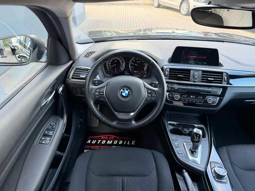 BMW 118 i Advantage*Bluetooth*Scheinwerfer LED* 10/2017-photo-13