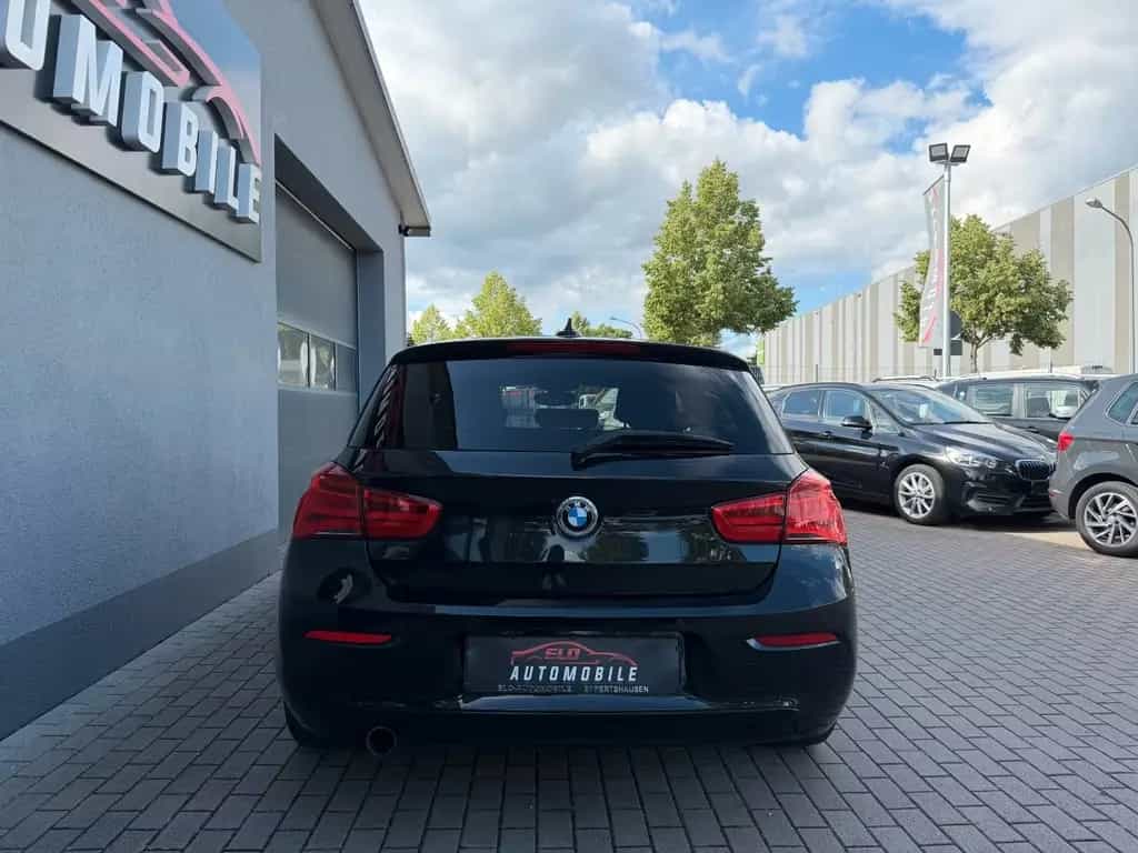 BMW 118 i Advantage*Bluetooth*Scheinwerfer LED* 10/2017-photo-3