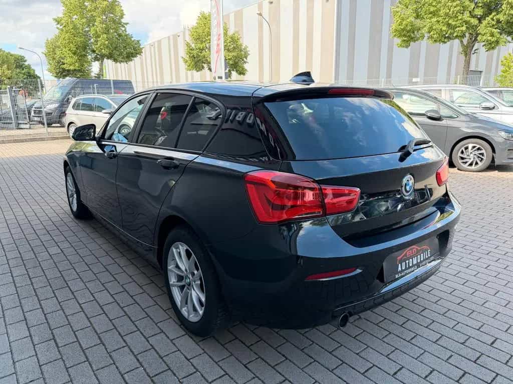 BMW 118 i Advantage*Bluetooth*Scheinwerfer LED* 10/2017-photo-4