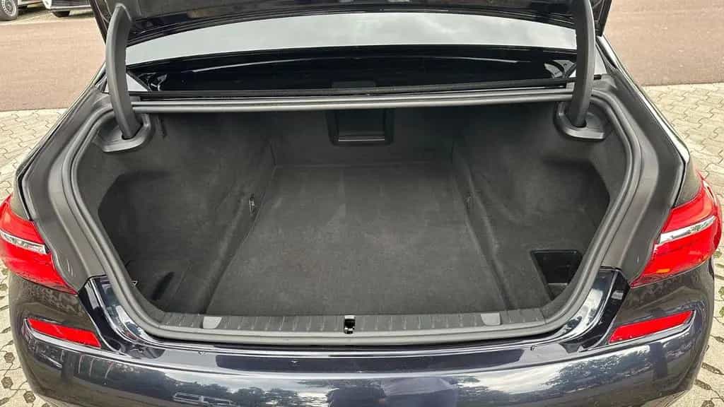BMW 730 d M Sport ACC HK 360°DisplayKeyMassageSoftclose 03/2019-photo-10