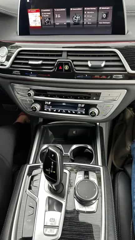 BMW 730 d M Sport ACC HK 360°DisplayKeyMassageSoftclose 03/2019-photo-13