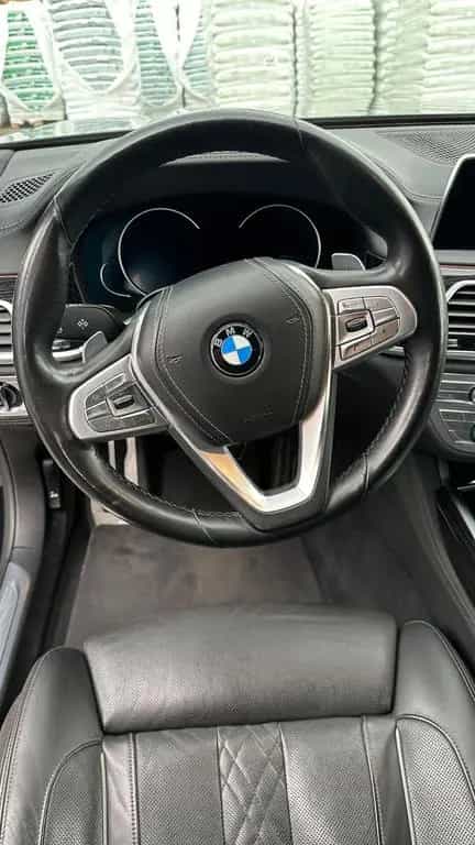 BMW 730 d M Sport ACC HK 360°DisplayKeyMassageSoftclose 03/2019-photo-2