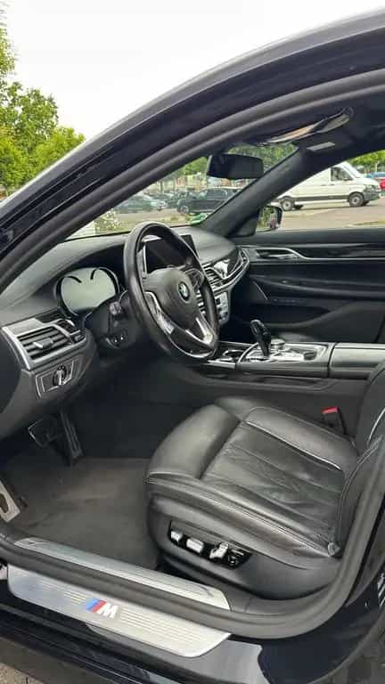 BMW 730 d M Sport ACC HK 360°DisplayKeyMassageSoftclose 03/2019-photo-3