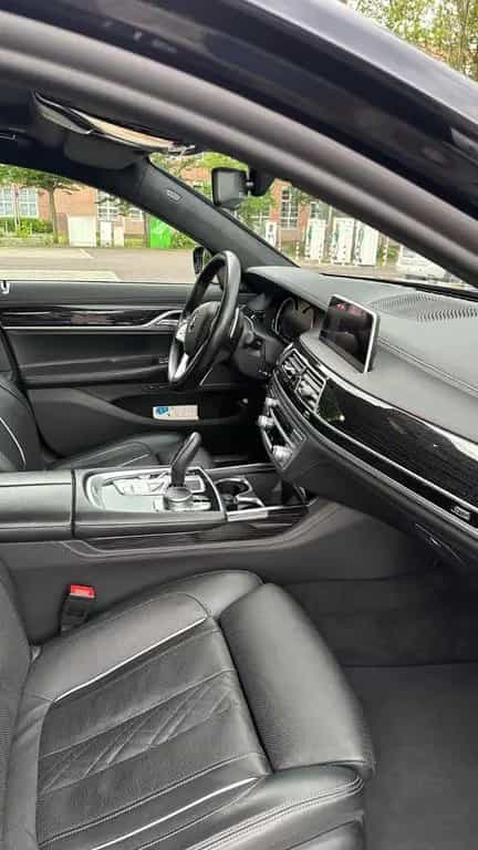 BMW 730 d M Sport ACC HK 360°DisplayKeyMassageSoftclose 03/2019-photo-4