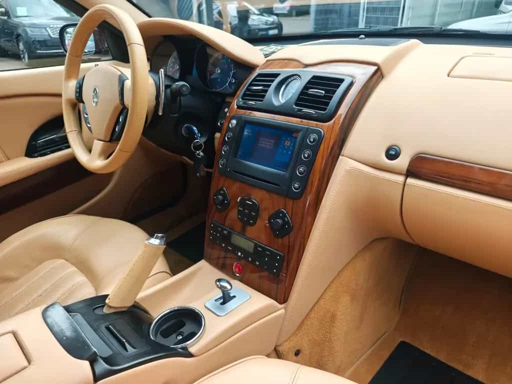 Maserati Quattroporte 4,2 *2.HD*COC*AUT*HISTORIE MASERATI 10/2005-photo-16