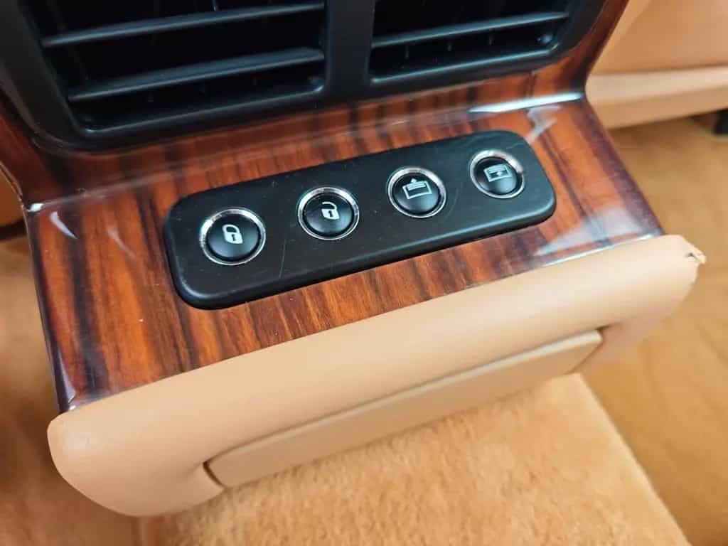 Maserati Quattroporte 4,2 *2.HD*COC*AUT*HISTORIE MASERATI 10/2005-photo-19