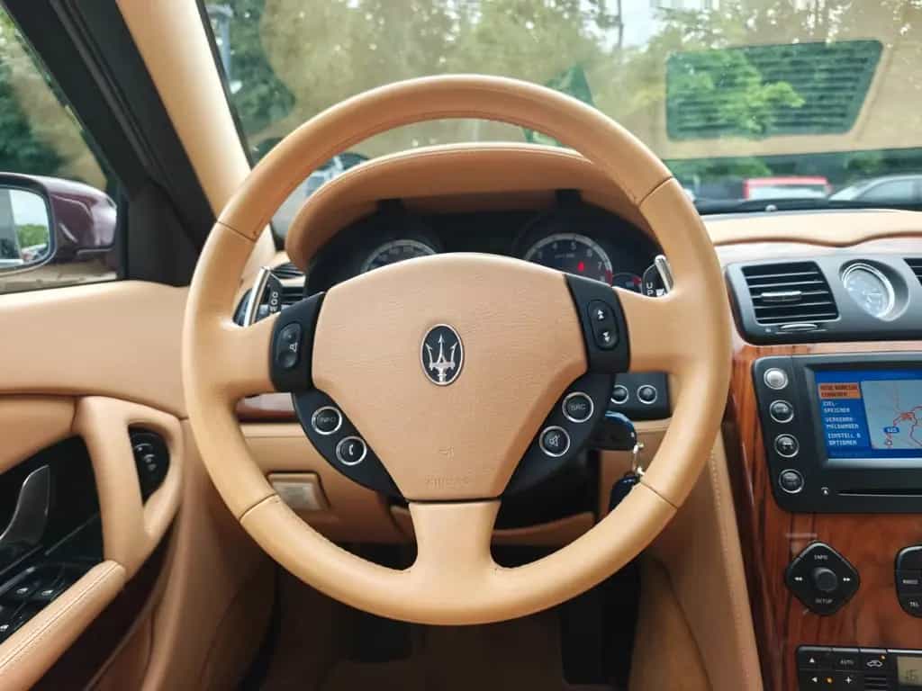 Maserati Quattroporte 4,2 *2.HD*COC*AUT*HISTORIE MASERATI 10/2005-photo-21