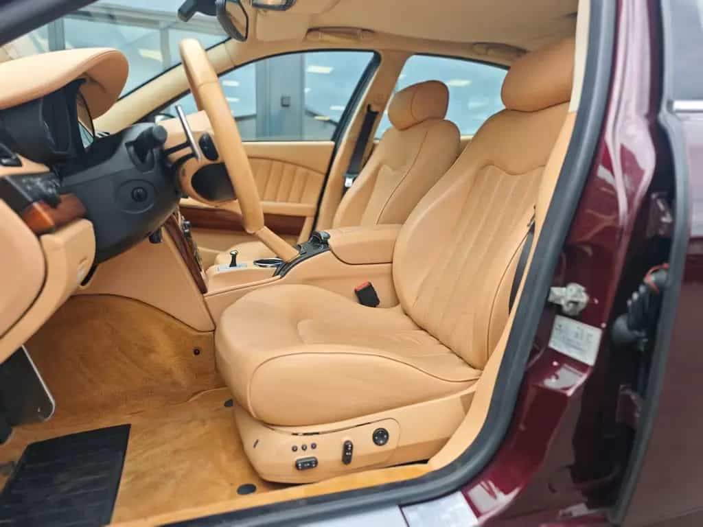 Maserati Quattroporte 4,2 *2.HD*COC*AUT*HISTORIE MASERATI 10/2005-photo-23