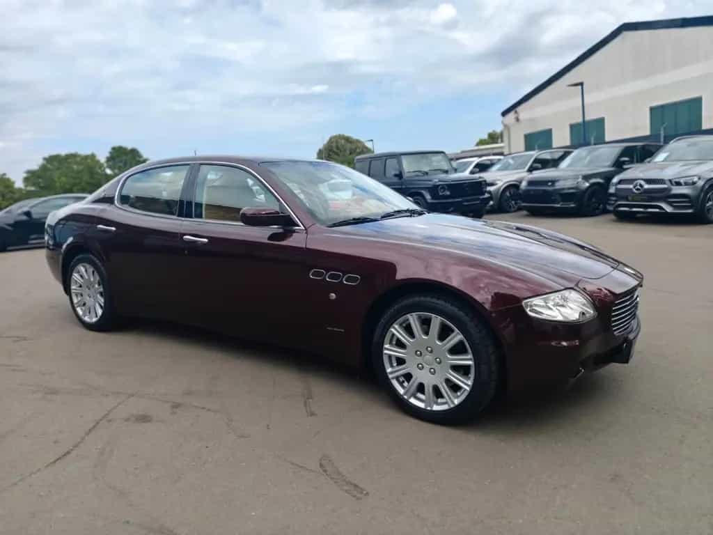 Maserati Quattroporte 4,2 *2.HD*COC*AUT*HISTORIE MASERATI 10/2005-photo-4