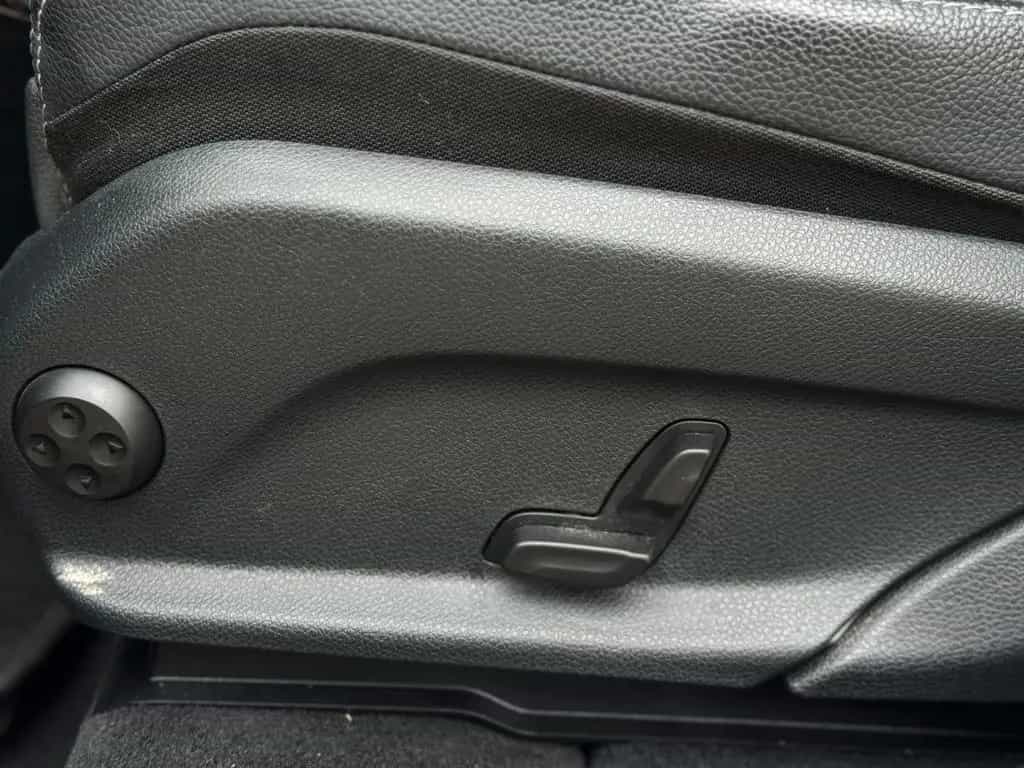 Mercedes-Benz GLC 220 d 4Matic Garantie* 1.Hand* 01/2018-photo-16