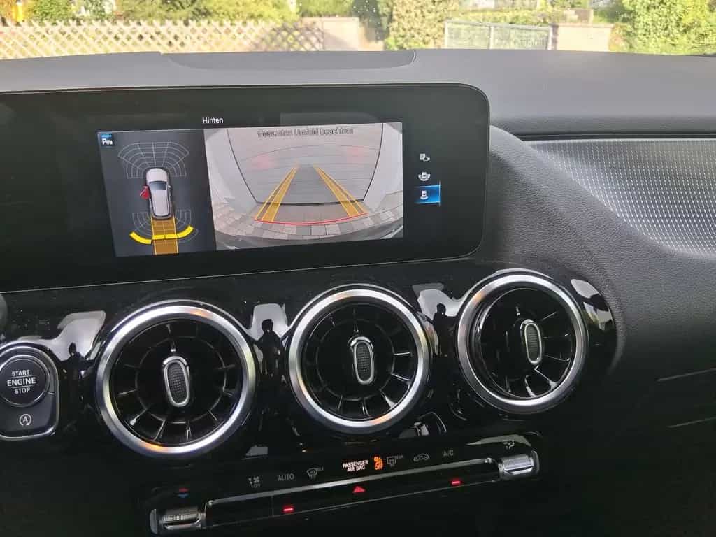 Mercedes-Benz B 200 d URBAN PROGRESSIVE-PAKET DISTRONIC PLUS 10/2020-photo-4