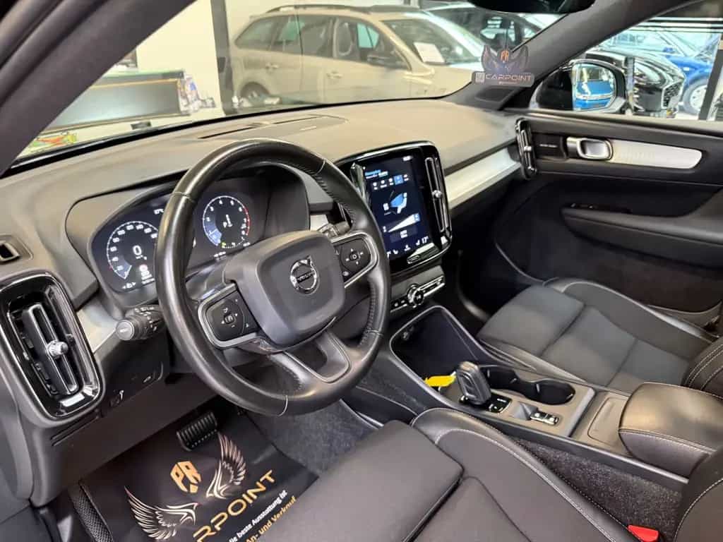 Volvo XC40 XC 40  Momentum Pro AWD 2.0l /Pano/CarPlay/Virt 08/2019-photo-15