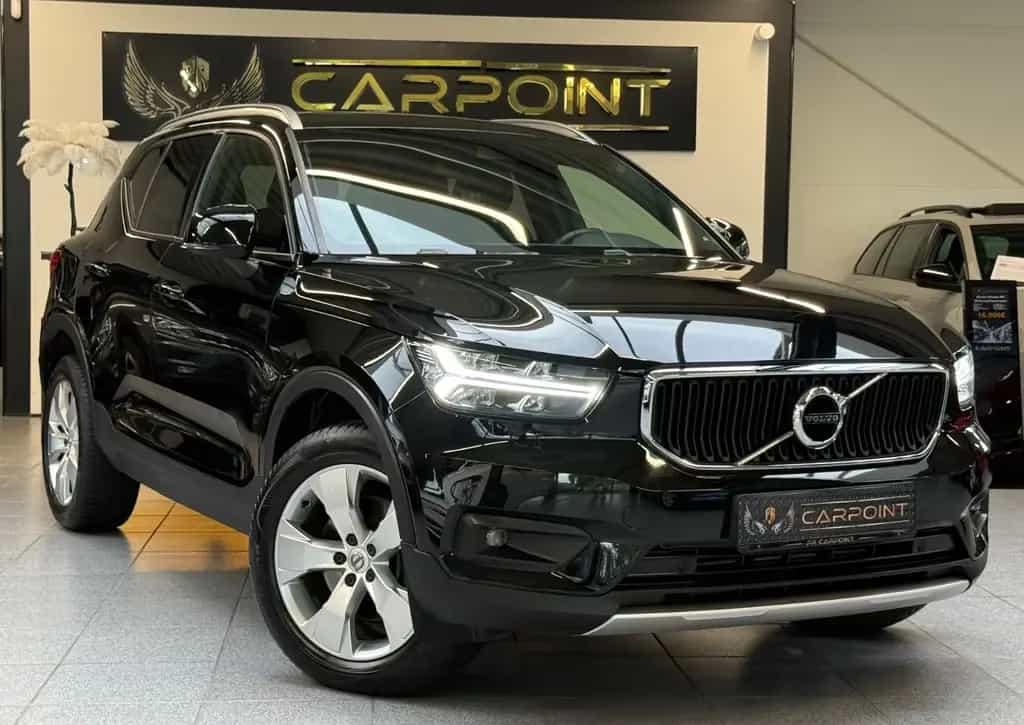 Volvo XC40 XC 40  Momentum Pro AWD 2.0l /Pano/CarPlay/Virt 08/2019-photo-2