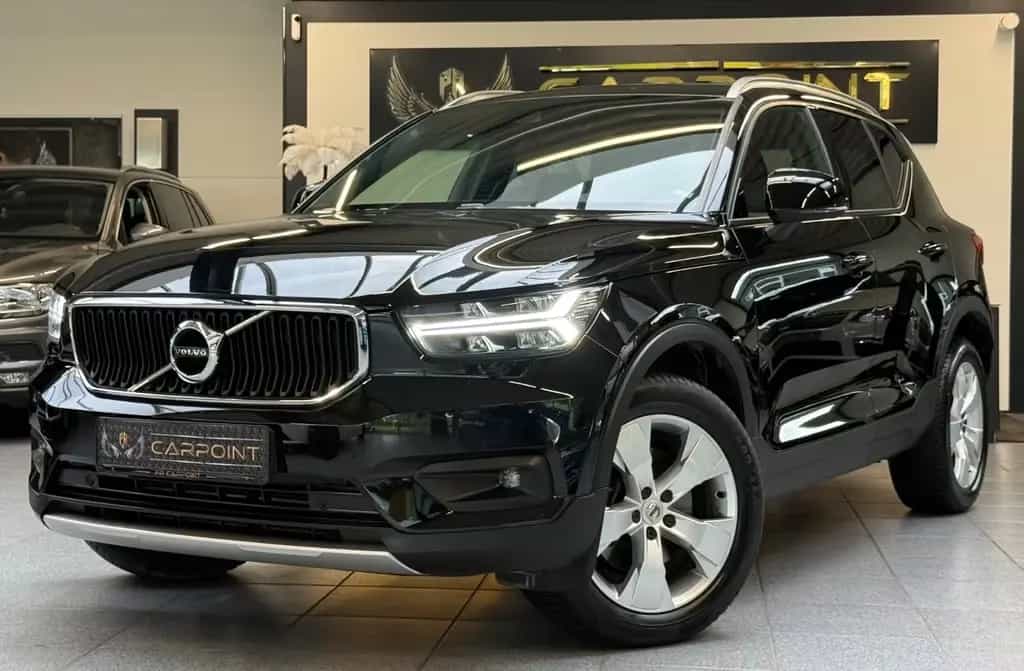 Volvo XC40 XC 40  Momentum Pro AWD 2.0l /Pano/CarPlay/Virt 08/2019-photo-3
