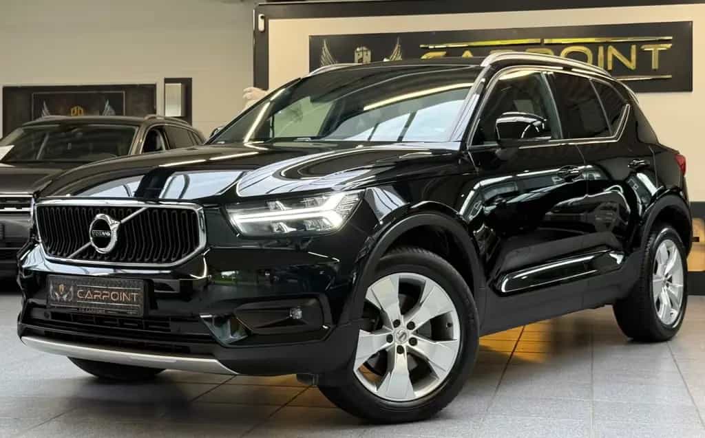 Volvo XC40 XC 40  Momentum Pro AWD 2.0l /Pano/CarPlay/Virt 08/2019-photo-4