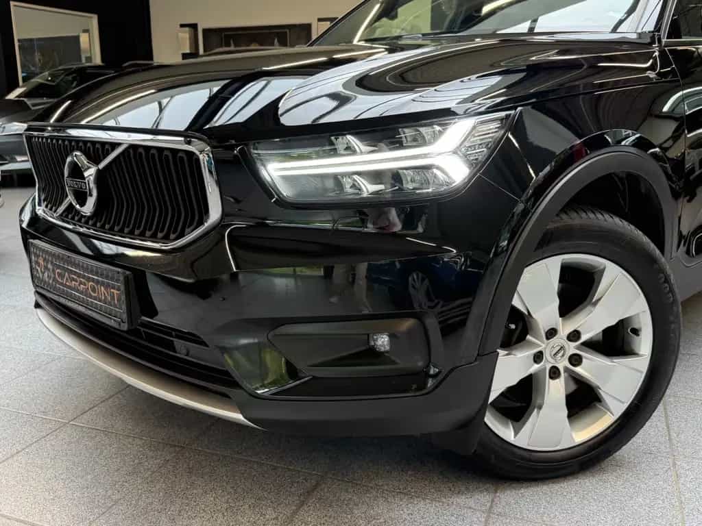 Volvo XC40 XC 40  Momentum Pro AWD 2.0l /Pano/CarPlay/Virt 08/2019-photo-6